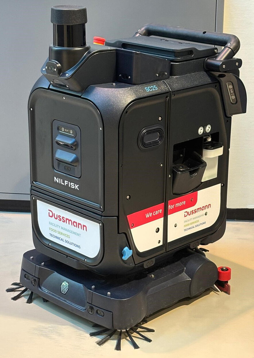 Vollautonomer Reinigungsroboter im LKH-Univ. Klinikum Graz | © Dussmann Vollautonomer Reinigungsroboter im LKH-Univ. Klinikum Graz | © Dussmann