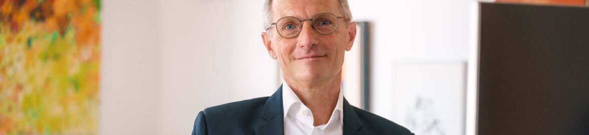 CEO Peter Edelmayer